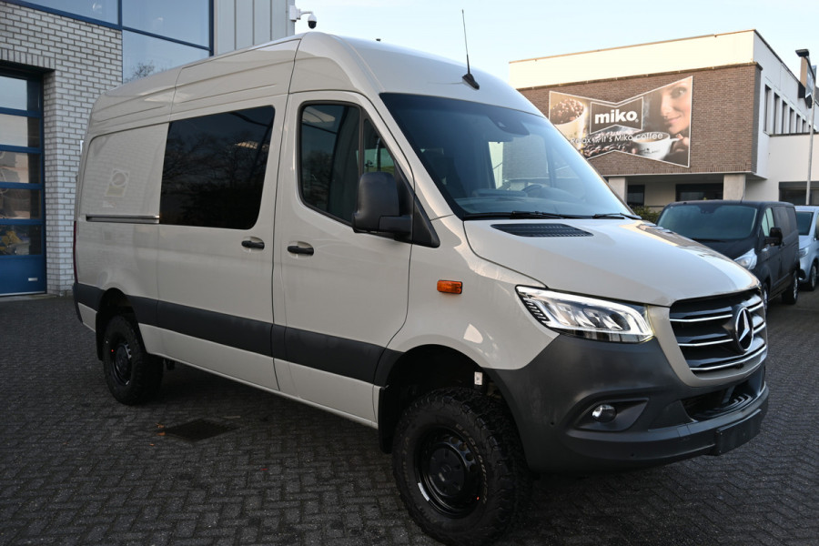 Mercedes-Benz Sprinter 319 CDI 4x4 L2H2 AWD Draaistoelen, MBUX 10.25 met 360 graden camera, LED, Etc.