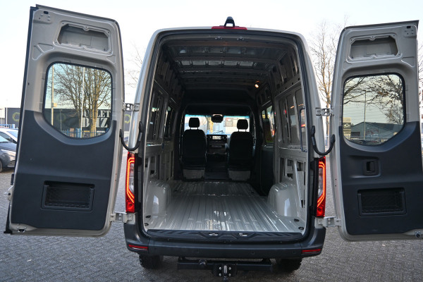 Mercedes-Benz Sprinter 319 CDI 4x4 L2H2 AWD Draaistoelen, MBUX 10.25 met 360 graden camera, LED, Etc.
