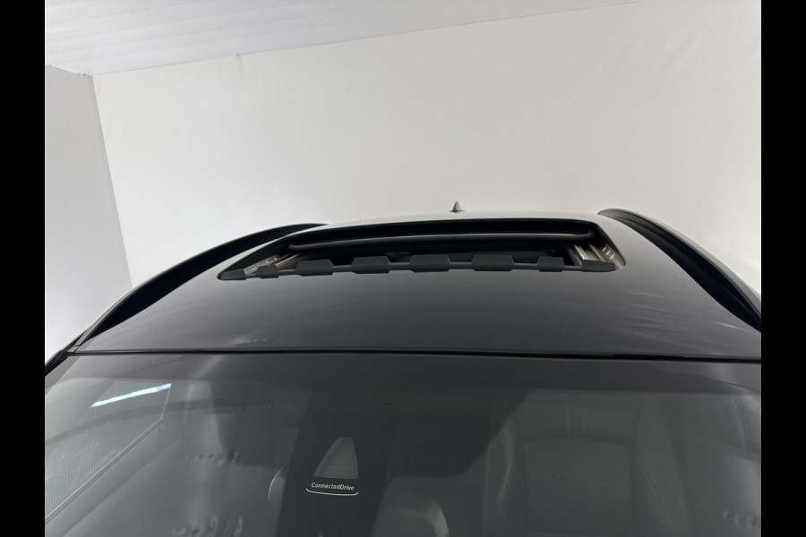 BMW X4 xDrive20d M-Sportpack High Executive Black-Edition Aut. *PANO | LEATHER | BI-XENON | ADAPTIVE-CRUISE | KEYLESS | HEATED-SPORTSEATS | NAVI-FULLMAP | CAMERA | ECC | HEAD-UP | PDC | SHIFTPADDLES | TOWBAR | PRIVACYGLASS | 20''ALU *