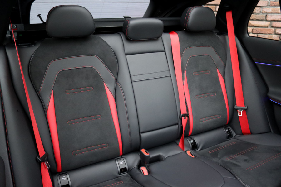 Mercedes-Benz E-Klasse Estate AMG 53 4MATIC+ | 585pk | MBUX Hyperscreen | Achterasbesturing | Distronic | Memory | Burmester | Digital Light | Trekhaak | Surround Camera | AMG-Nightpakket | Augmented Reality |