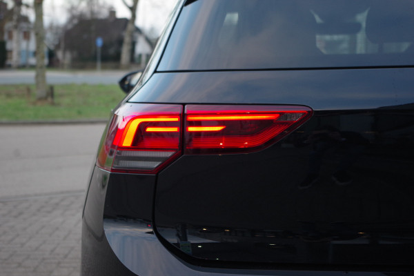 Volkswagen Golf 1.5 eTSI 131 PK R-Line, Camera, Adap. Cruise Control, LED, Camera