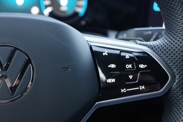 Volkswagen Golf 1.5 eTSI 131 PK R-Line, Camera, Adap. Cruise Control, LED, Camera