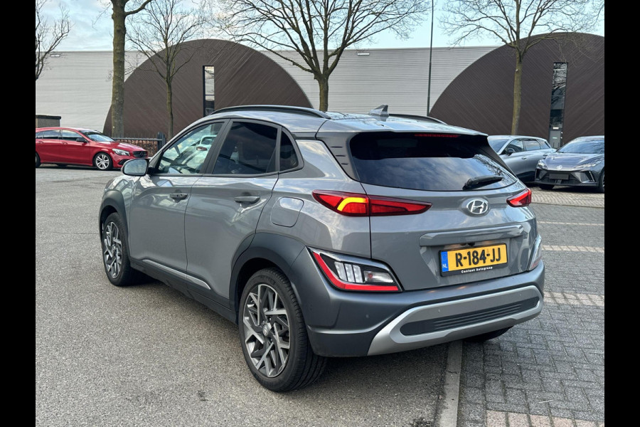 Hyundai Kona 1.6 GDI HEV Premium | DEALER ONDERHOUDEN | STOEL VERKOELING/VERWARMING | STUURWIEL VERWARMD | ACHTERBANK VERWARMD | HEAD UP | APPLECARPLAY \ AINDROID AUTO | AFNM. TREKHAAK | KRELL BOXEN |