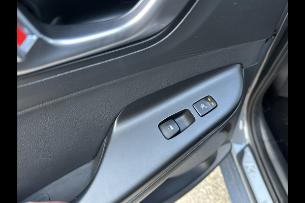Hyundai Kona 1.6 GDI HEV Premium | DEALER ONDERHOUDEN | STOEL VERKOELING/VERWARMING | STUURWIEL VERWARMD | ACHTERBANK VERWARMD | HEAD UP | APPLECARPLAY \ AINDROID AUTO | AFNM. TREKHAAK | KRELL BOXEN |