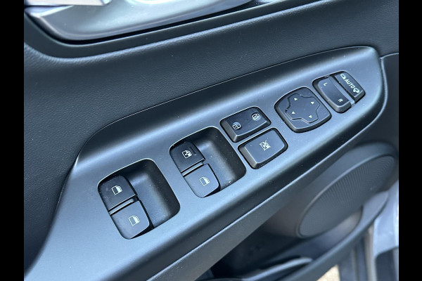 Hyundai Kona 1.6 GDI HEV Premium | DEALER ONDERHOUDEN | STOEL VERKOELING/VERWARMING | STUURWIEL VERWARMD | ACHTERBANK VERWARMD | HEAD UP | APPLECARPLAY \ AINDROID AUTO | AFNM. TREKHAAK | KRELL BOXEN |