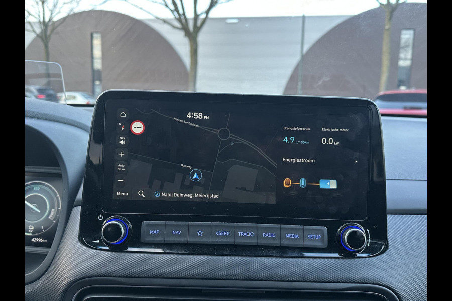 Hyundai Kona 1.6 GDI HEV Premium | DEALER ONDERHOUDEN | STOEL VERKOELING/VERWARMING | STUURWIEL VERWARMD | ACHTERBANK VERWARMD | HEAD UP | APPLECARPLAY \ AINDROID AUTO | AFNM. TREKHAAK | KRELL BOXEN |