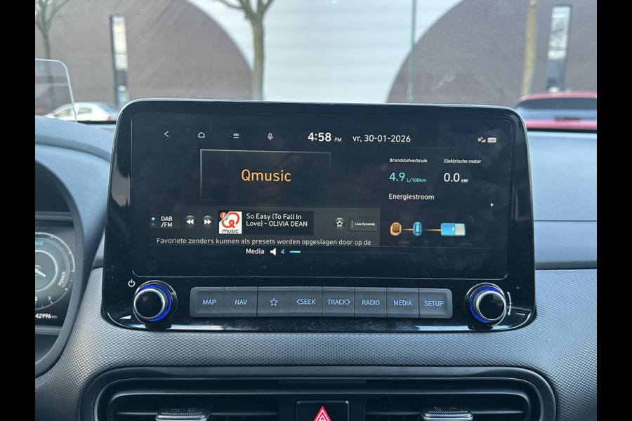 Hyundai Kona 1.6 GDI HEV Premium | DEALER ONDERHOUDEN | STOEL VERKOELING/VERWARMING | STUURWIEL VERWARMD | ACHTERBANK VERWARMD | HEAD UP | APPLECARPLAY \ AINDROID AUTO | AFNM. TREKHAAK | KRELL BOXEN |