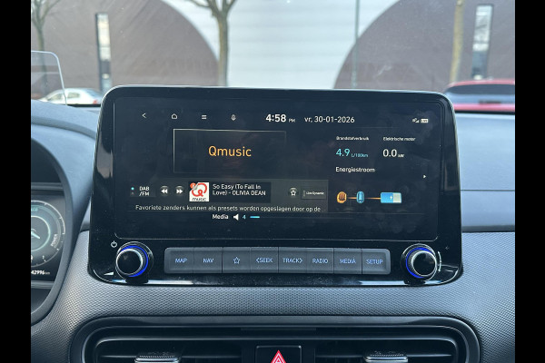 Hyundai Kona 1.6 GDI HEV Premium | DEALER ONDERHOUDEN | STOEL VERKOELING/VERWARMING | STUURWIEL VERWARMD | ACHTERBANK VERWARMD | HEAD UP | APPLECARPLAY \ AINDROID AUTO | AFNM. TREKHAAK | KRELL BOXEN |