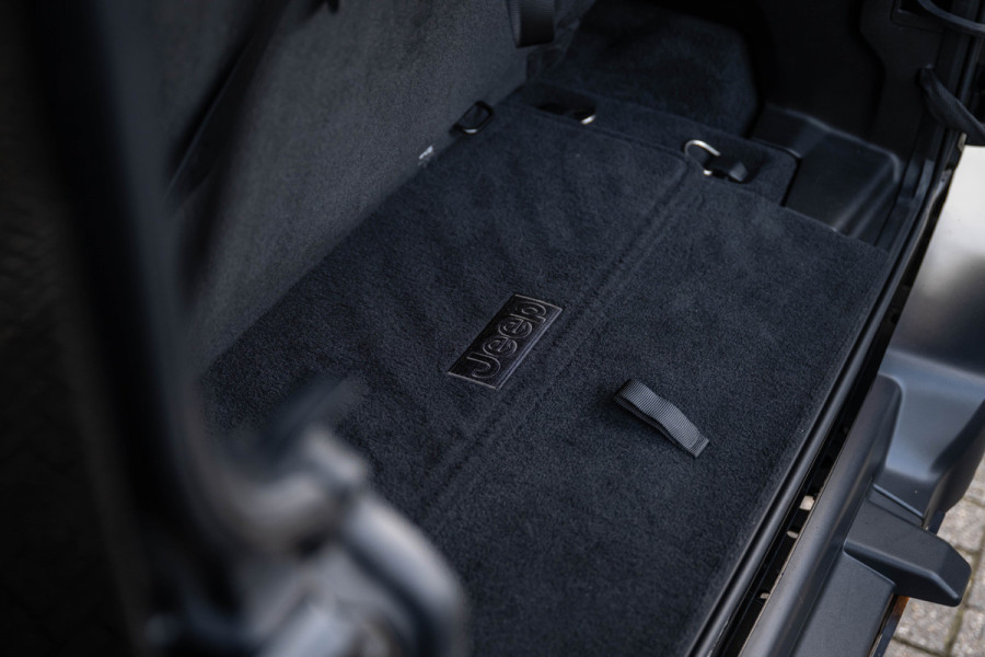 Jeep Wrangler Unlimited 2.0T Sahara 3 Drs - Ofd Bumper - Jeepz Edition