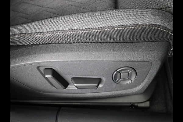 Audi A5 Avant 2.0 e-hybrid quattro S edition 299pk | Matrix Led | Trekhaak wegklapbaar | Rondom zicht camera | Elektrisch verstelbare bestuurderstoel met geheugen