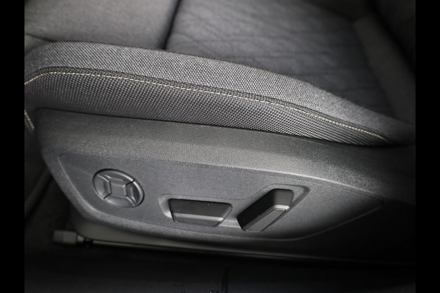 Audi A5 Avant 2.0 e-hybrid quattro S edition 299pk | Matrix Led | Trekhaak wegklapbaar | Rondom zicht camera | Elektrisch verstelbare bestuurderstoel met geheugen