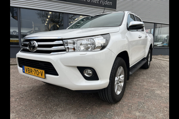 Toyota Hilux 2.4 D-4D-F Double Cab Professional