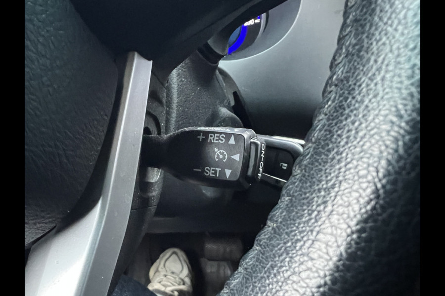 Toyota Hilux 2.4 D-4D-F Double Cab Professional