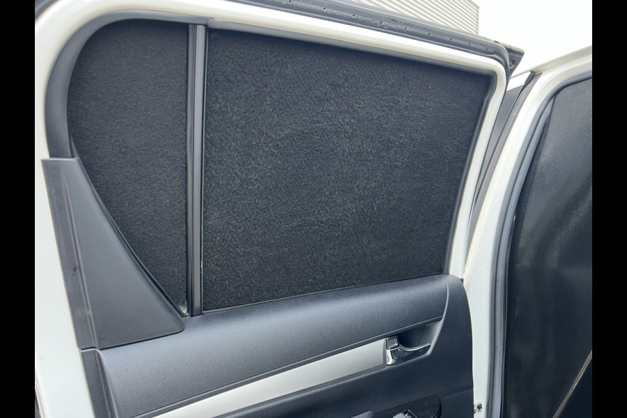 Toyota Hilux 2.4 D-4D-F Double Cab Professional