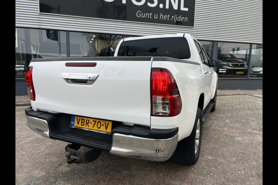 Toyota Hilux 2.4 D-4D-F Double Cab Professional