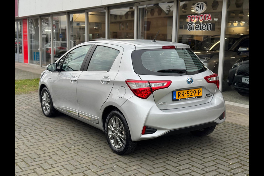 Toyota Yaris 1.5 Hybrid Executive | Lichtmetalen velgen, Half leer, Navigatie, Cruise control, Armsteun, Startknop, Safety sense