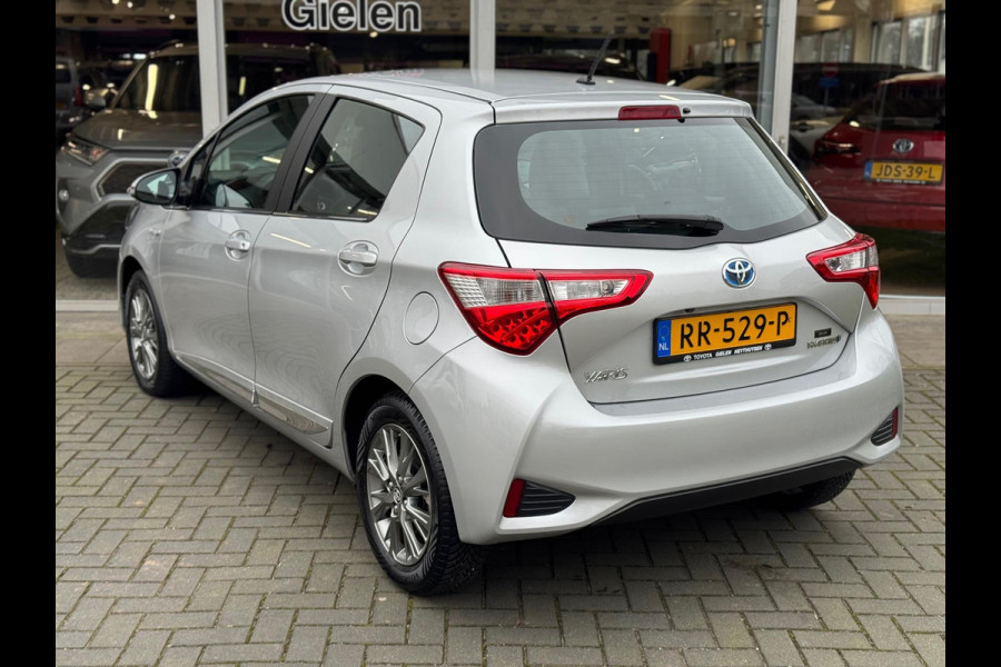 Toyota Yaris 1.5 Hybrid Executive | Lichtmetalen velgen, Half leer, Navigatie, Cruise control, Armsteun, Startknop, Safety sense