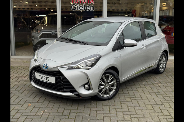 Toyota Yaris 1.5 Hybrid Executive | Lichtmetalen velgen, Half leer, Navigatie, Cruise control, Armsteun, Startknop, Safety sense