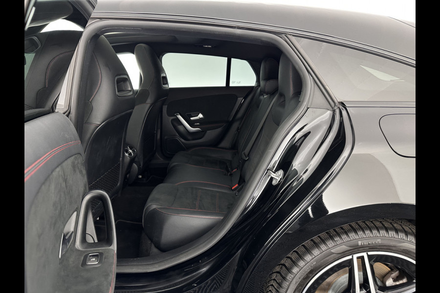 Mercedes-Benz CLA-Klasse Shooting Brake 250 e AMG Limited Business Solution ( Plug-in ) (INCL-BTW) *PANO | LEATHER-MICROFIBRE | FULL-LED | AMBIENTLIGHT | BLINDSPOT | HEATED-SPORTSEATS | WIDESCREEN-DIGICOCKPIT | DAB+ | NAVI-FULLMAP | CAMERA | PRIVACYGLASS |  18''ALU*