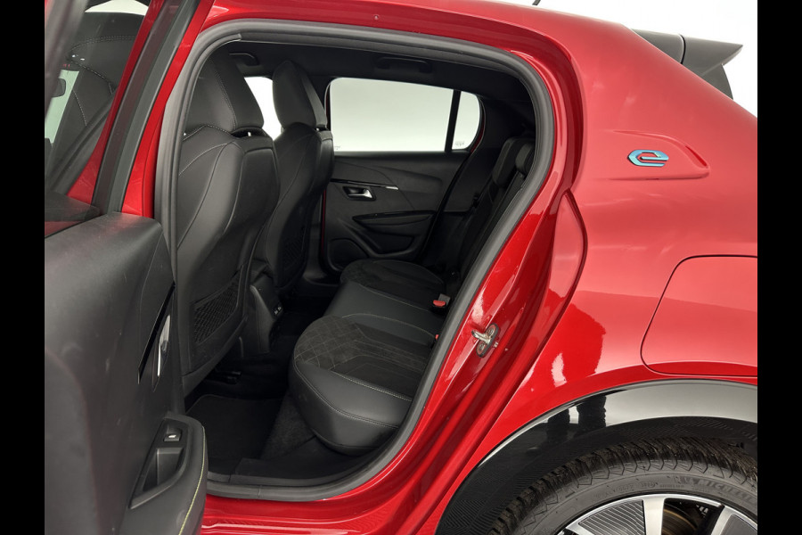 Peugeot e-208 EV GT Pack 50 kWh [ 3-Fase-11kW ] {SOH-88%] (INCL-BTW) *FULL-LED | DIGI-COCKPIT | BLINDSPOT | CAMERA | LEATHER-ALCANTARA | AMBIENTLIGHT | NAVI-FULLMAP | LANE-ASSIST | KEYLESS | DAB | CCS-FASTLOADER | HEATED-SPORTSEATS | PRIVACYGLASS |