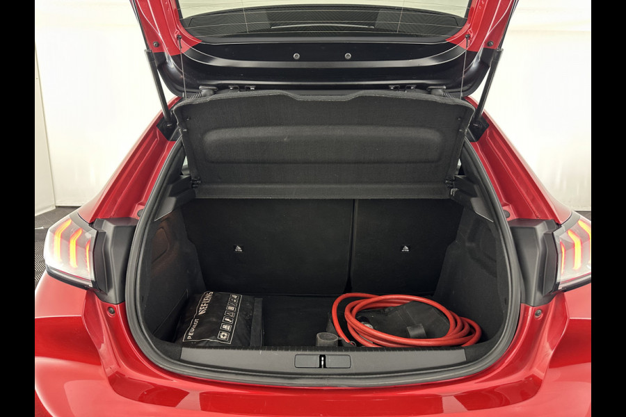 Peugeot e-208 EV GT Pack 50 kWh [ 3-Fase-11kW ] {SOH-88%] (INCL-BTW) *FULL-LED | DIGI-COCKPIT | BLINDSPOT | CAMERA | LEATHER-ALCANTARA | AMBIENTLIGHT | NAVI-FULLMAP | LANE-ASSIST | KEYLESS | DAB | CCS-FASTLOADER | HEATED-SPORTSEATS | PRIVACYGLASS |