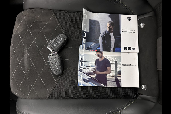 Peugeot e-208 EV GT Pack 50 kWh [ 3-Fase-11kW ] {SOH-88%] (INCL-BTW) *FULL-LED | DIGI-COCKPIT | BLINDSPOT | CAMERA | LEATHER-ALCANTARA | AMBIENTLIGHT | NAVI-FULLMAP | LANE-ASSIST | KEYLESS | DAB | CCS-FASTLOADER | HEATED-SPORTSEATS | PRIVACYGLASS |