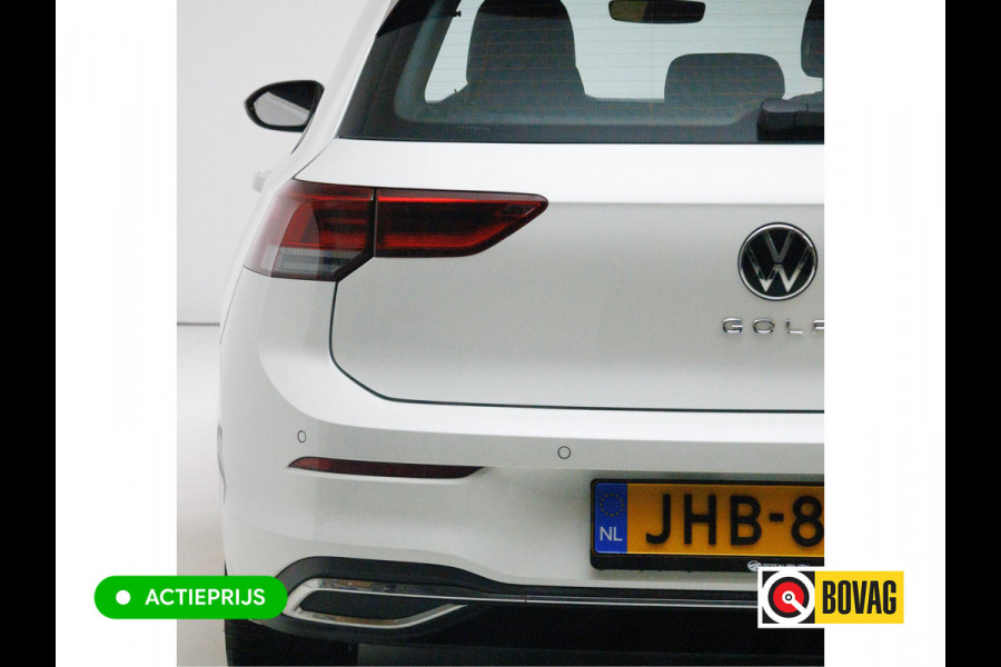 Volkswagen Golf 1.4 eHybrid 204 PK | Camera | Elec. Ergo best. stoel met geheugen en massage | Adap.Cruise, Travelassist, Navigatie, App. connect, IQ Led