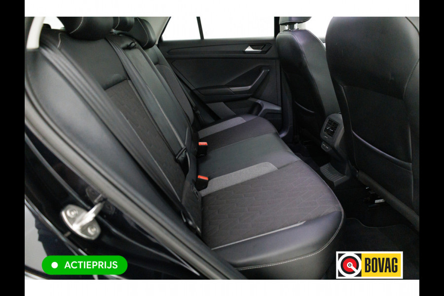 Volkswagen T-Roc 1.0 TSI Goal Edition | Stoelverw. | Apple Carplay / Android auto | PDC V+A | Adaptive cruise | Travel Assist, Automatisch inparkeren, Climate control, all season banden, extra getint glas achter