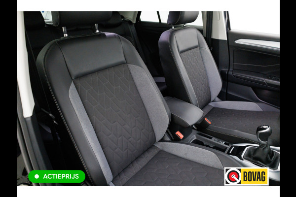 Volkswagen T-Roc 1.0 TSI Goal Edition | Stoelverw. | Apple Carplay / Android auto | PDC V+A | Adaptive cruise | Travel Assist, Automatisch inparkeren, Climate control, all season banden, extra getint glas achter