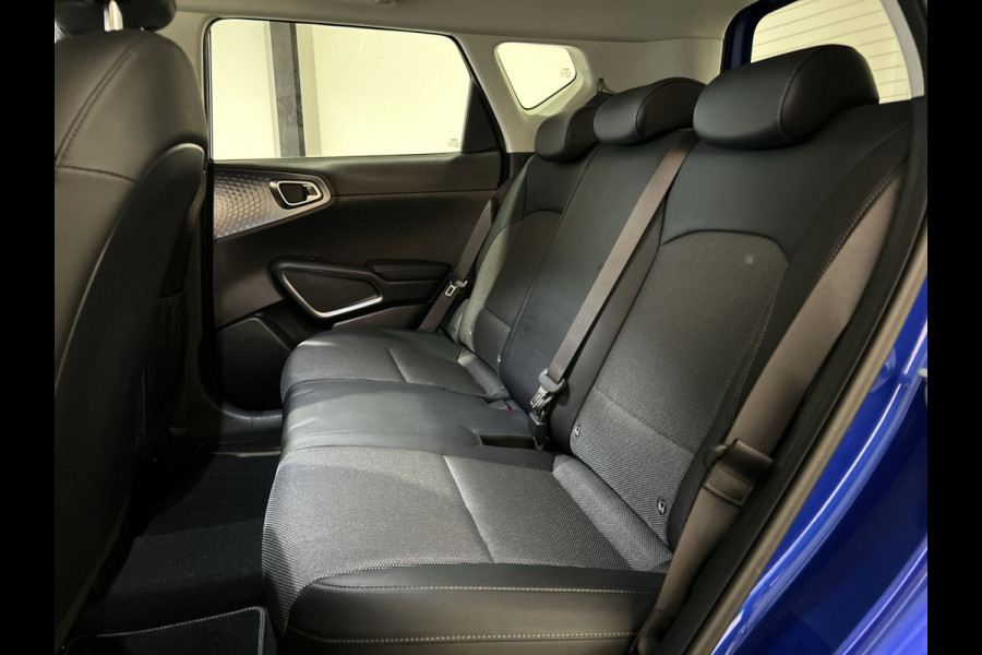 Kia e-Soul DynamicPlusLine 64 kWh Parkeercamera | Navigatie | Panoramadak