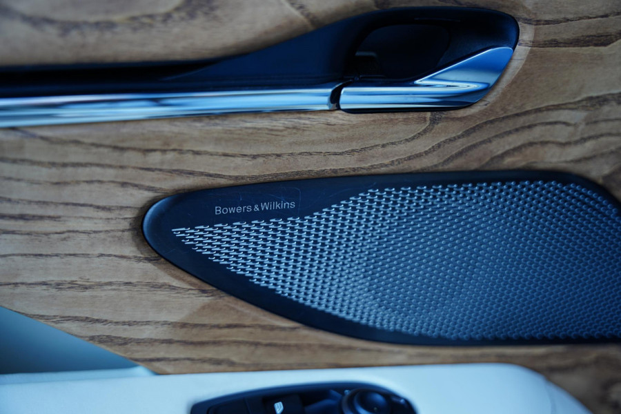 Aston Martin DB12 Volante 4.0 V8 / NL-Auto / Carbon Pack /  Keramische Remmen