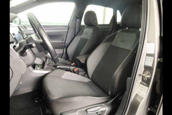 Volkswagen Polo 1.0 TSI Highline 95PK | Panoramadak | Parkeersensoren | R-Line | Digitaal dashboard | Led | Camera