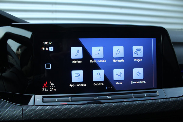 Volkswagen Golf 1.5 eTSI 150pk R-Line DSG7 Panoramadak IQ-Light Clima Cruise Navi Dig. Cockpit Carplay Camera 18"LMV