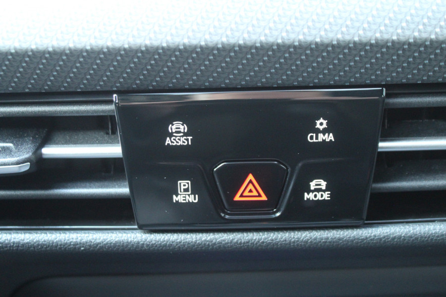 Volkswagen Golf 1.5 eTSI 150pk R-Line DSG7 Panoramadak IQ-Light Clima Cruise Navi Dig. Cockpit Carplay Camera 18"LMV