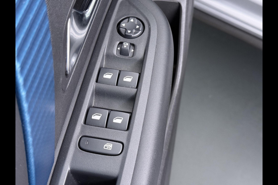 Citroën Ë-C4 Shine 50 kWh SOH 98% 3-FASE LADER | stuur + stoel verwarming | trekhaak | head-up display | Camera | keyles start & go | dodehoek | Rijklaar geleverd met 12 maanden BOVAG-garantie