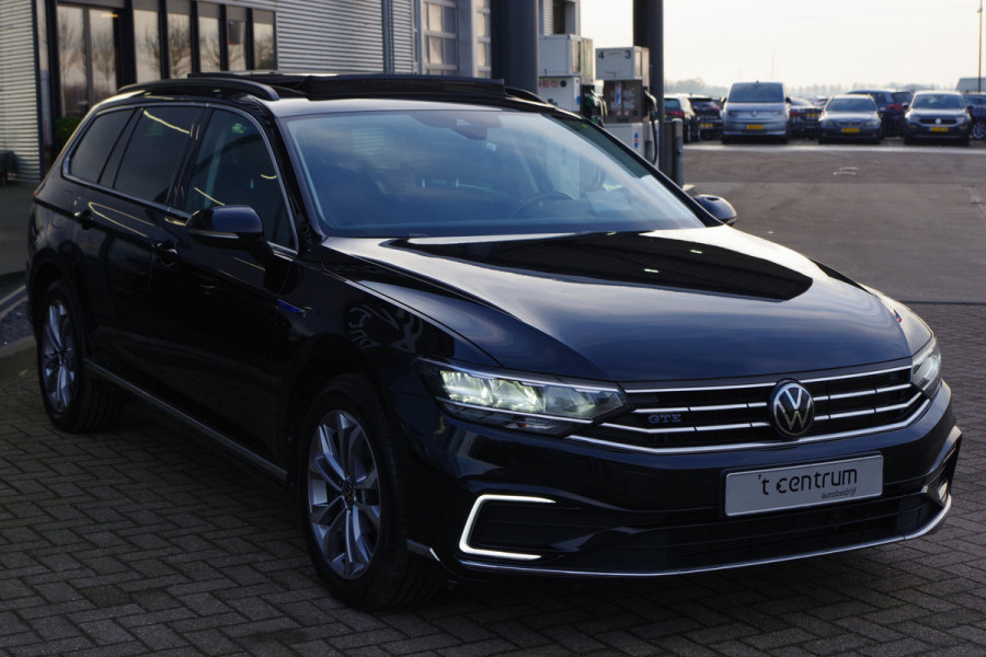 Volkswagen Passat Variant 1.4 TSI PHEV GTE 218 PK BNS, Panoramadak, LED, Keyless, Trekhaak, Camera, Head-Up
