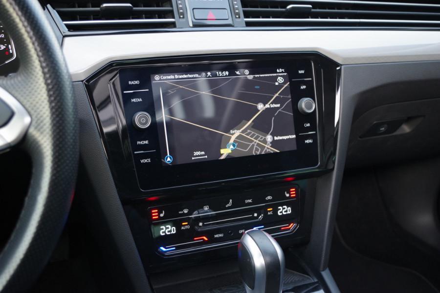 Volkswagen Passat Variant 1.4 TSI PHEV GTE 218 PK BNS, Panoramadak, LED, Keyless, Trekhaak, Camera, Head-Up