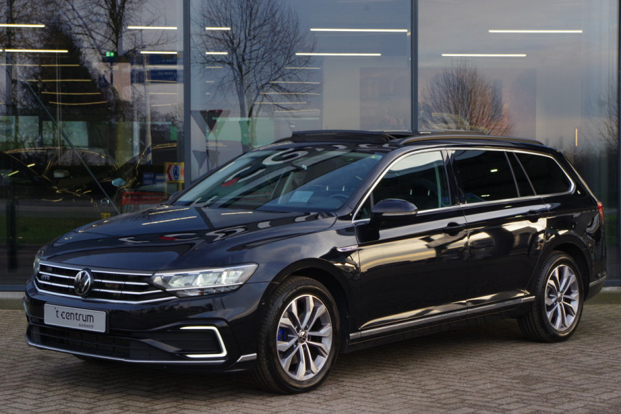 Volkswagen Passat Variant 1.4 TSI PHEV GTE 218 PK BNS, Panoramadak, LED, Keyless, Trekhaak, Camera, Head-Up
