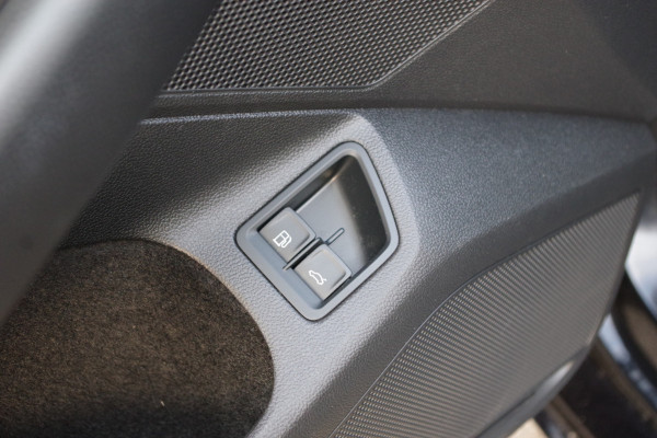 Volkswagen Passat Variant 1.4 TSI PHEV GTE 218 PK BNS, Panoramadak, LED, Keyless, Trekhaak, Camera, Head-Up