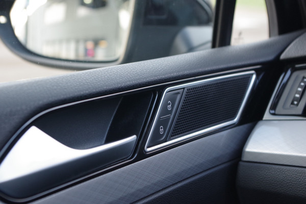 Volkswagen Passat Variant 1.4 TSI PHEV GTE 218 PK BNS, Panoramadak, LED, Keyless, Trekhaak, Camera, Head-Up