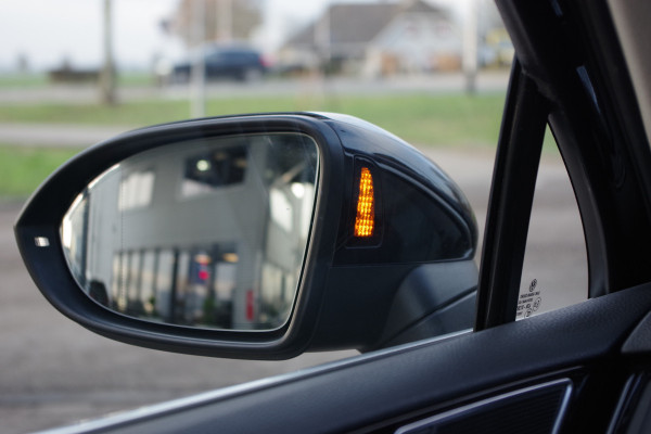 Volkswagen Passat Variant 1.4 TSI PHEV GTE 218 PK BNS, Panoramadak, LED, Keyless, Trekhaak, Camera, Head-Up