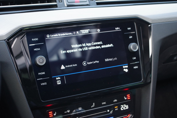 Volkswagen Passat Variant 1.4 TSI PHEV GTE 218 PK BNS, Panoramadak, LED, Keyless, Trekhaak, Camera, Head-Up