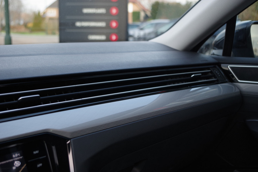 Volkswagen Passat Variant 1.4 TSI PHEV GTE 218 PK BNS, Panoramadak, LED, Keyless, Trekhaak, Camera, Head-Up