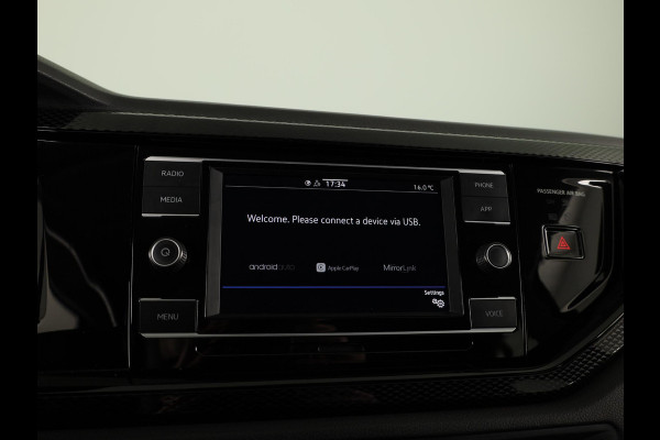 Volkswagen Polo 1.0 TSI Life 95 PK | Navigatie via app | Parkeersensoren | Digitaal dashboard