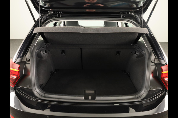Volkswagen Polo 1.0 TSI Life 95 PK | Navigatie via app | Parkeersensoren | Digitaal dashboard