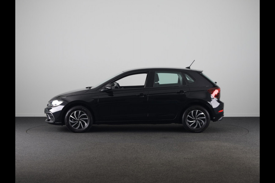 Volkswagen Polo 1.0 TSI Life 95 PK | Navigatie via app | Parkeersensoren | Digitaal dashboard