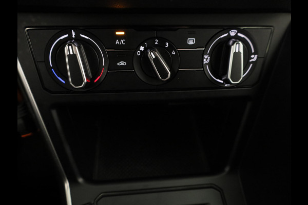 Volkswagen Polo 1.0 TSI Life 95 PK | Navigatie via app | Parkeersensoren | Digitaal dashboard