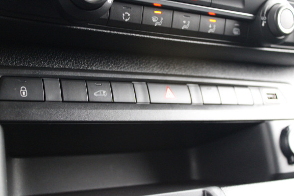 Citroën ë-Jumpy L2 136 75 kWh 136pk - Cruise - Airco - PDC - Bluetooth - DAB - Rijklaar