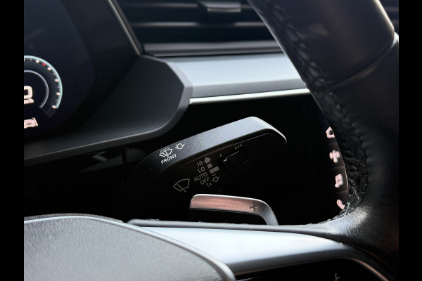 Audi e-tron Sportback 50 quattro edition 71 kWh | Leder | Stoelverwarming | Navi | Luchtvering | Virtual Cockpit