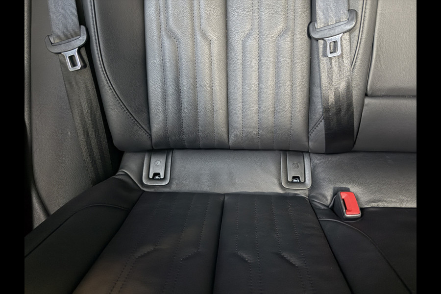 Audi e-tron Sportback 50 quattro edition 71 kWh | Leder | Stoelverwarming | Navi | Luchtvering | Virtual Cockpit